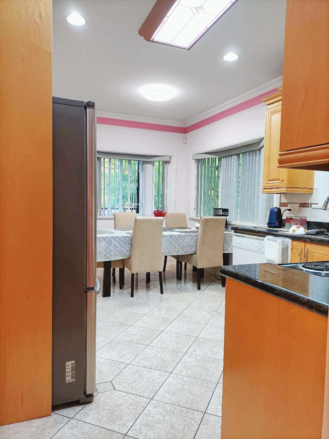 Warm Retreat Hotel Vancouver Ngoại thất bức ảnh